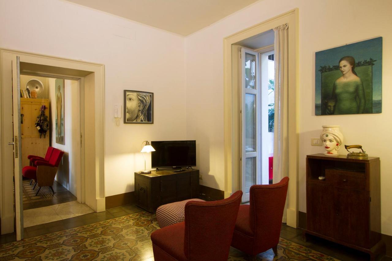 Tre Vie Apartment Con Terrazzo Giardino Pensile CTA Exterior foto
