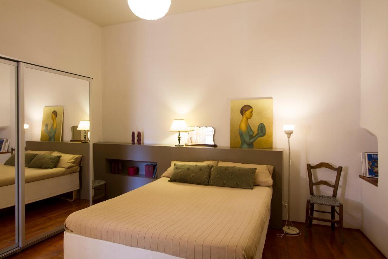 Tre Vie Apartment Con Terrazzo Giardino Pensile CTA Exterior foto