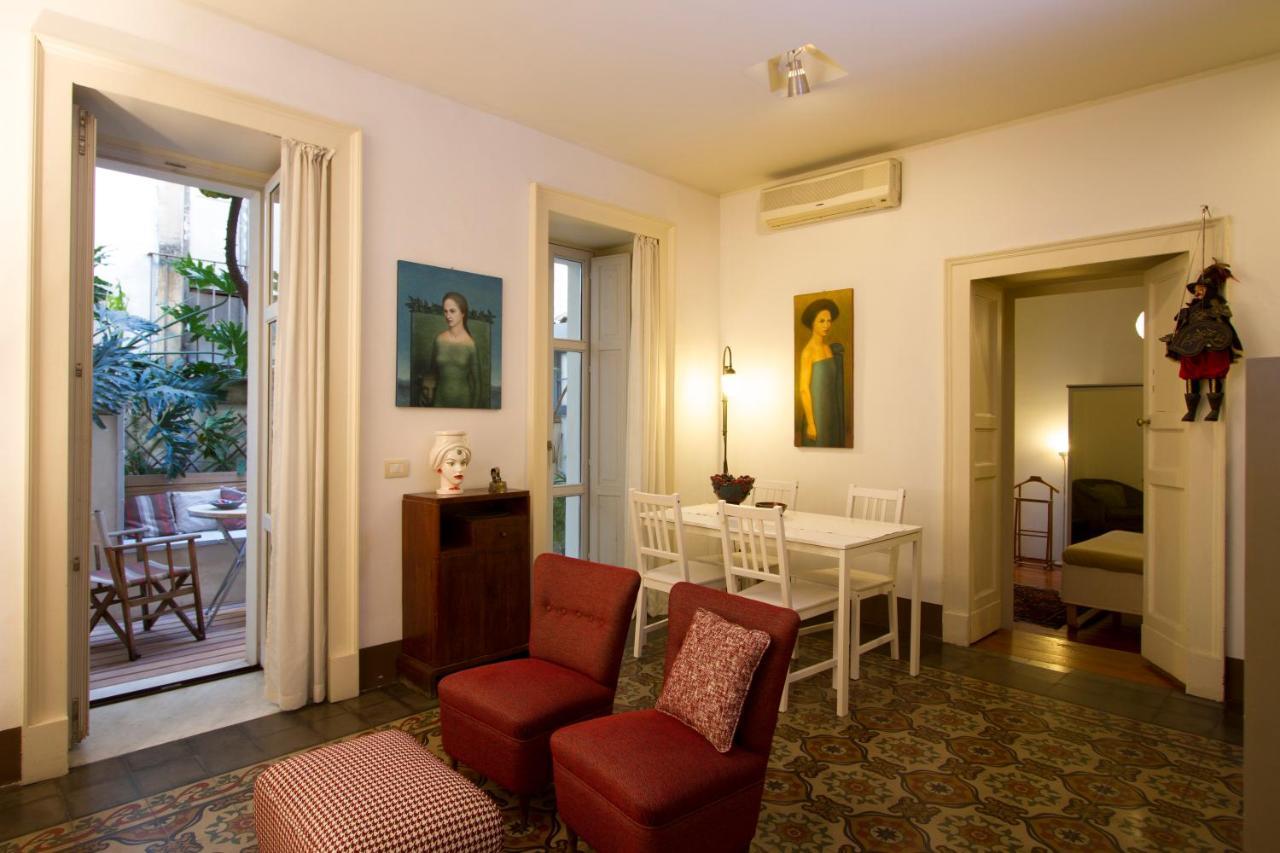 Tre Vie Apartment Con Terrazzo Giardino Pensile CTA Exterior foto